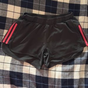 🍍 Adidas gray with pink stripes shorts🍍